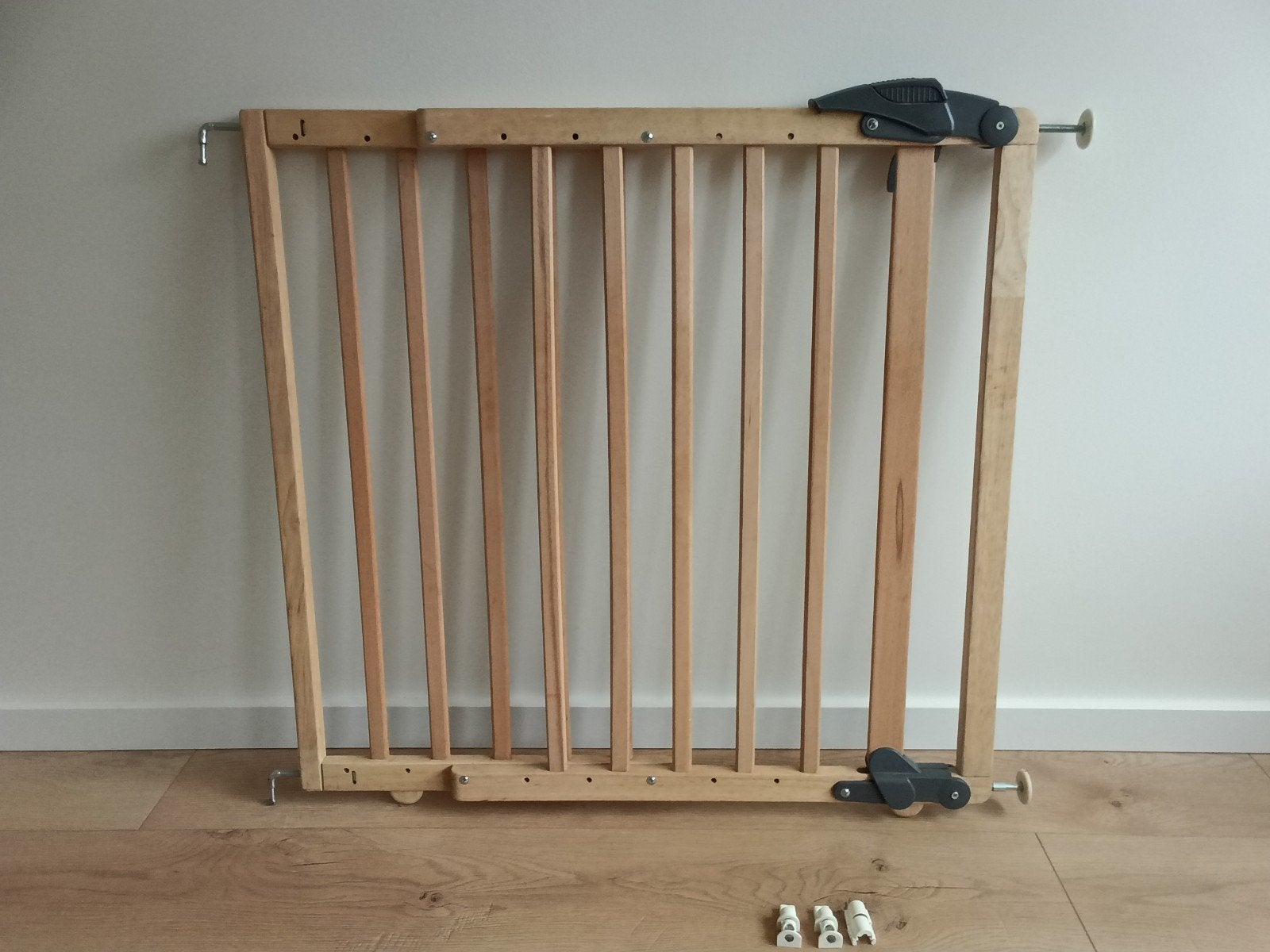 Traphekje (hout)  verstelbaar +/- 70 - 100 cm, Ophalen, Gebruikt, Klemhekje, Hout