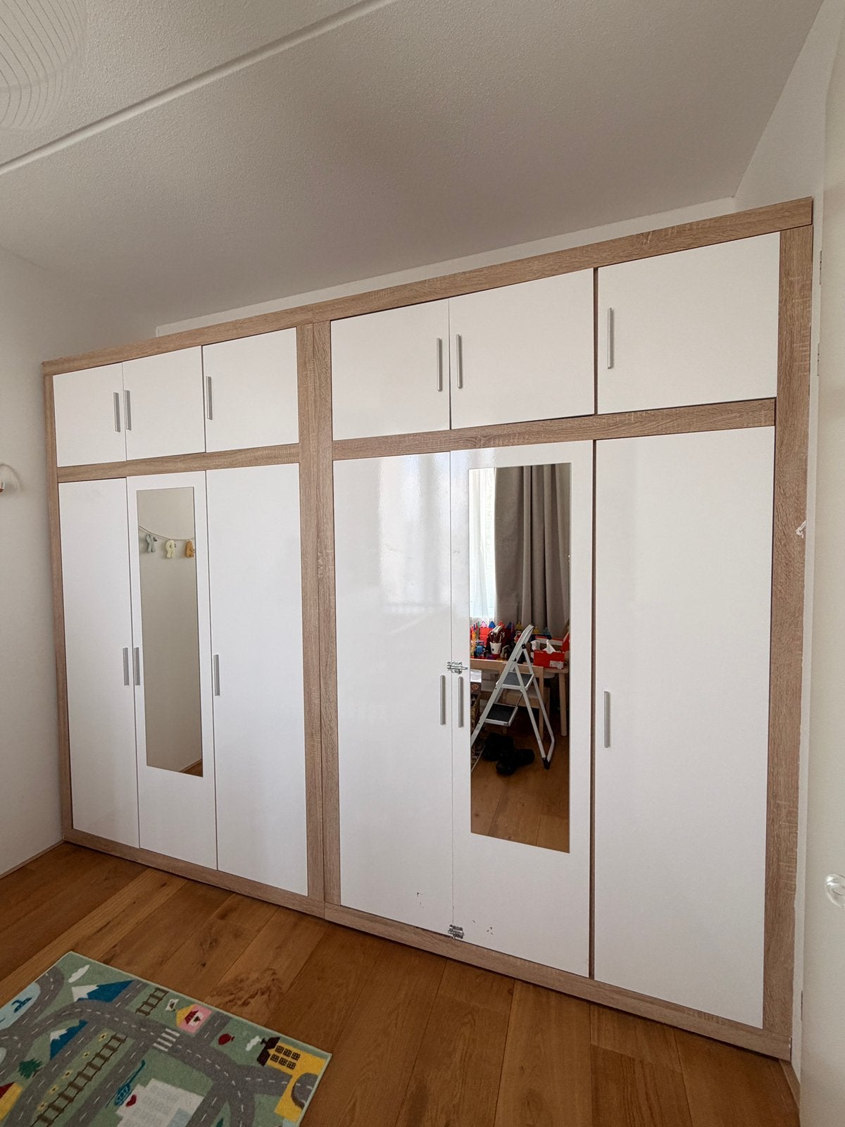 JYSK FAVRBO Wardrobe - White High Gloss / Oak Frame, Ophalen, Met deur(en), 100 tot 150 cm, 200 cm of meer