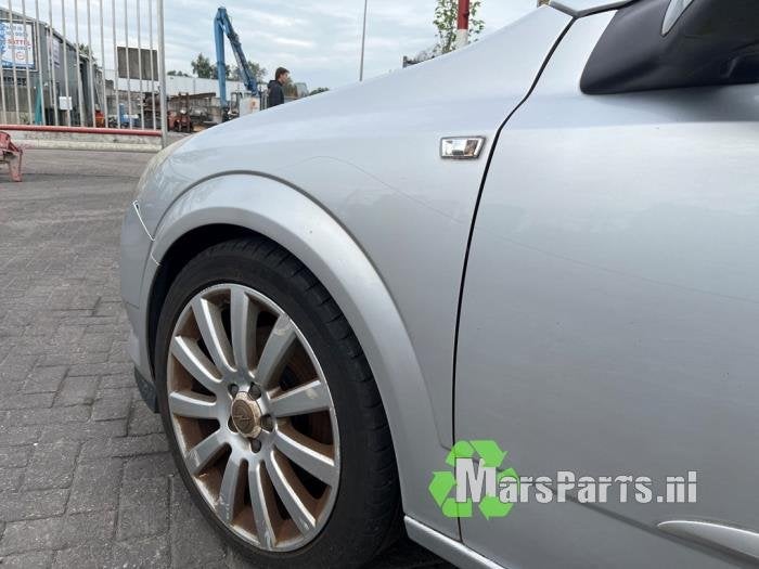 Scherm links-voor van een Opel Astra, Gebruikt, -, -, Opel
