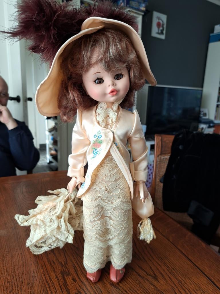Vintage Furga Lady Italie Pop 48cm - Elegante Pop, Verzamelen, Poppen, Ophalen of Verzenden, Gebruikt, Pop