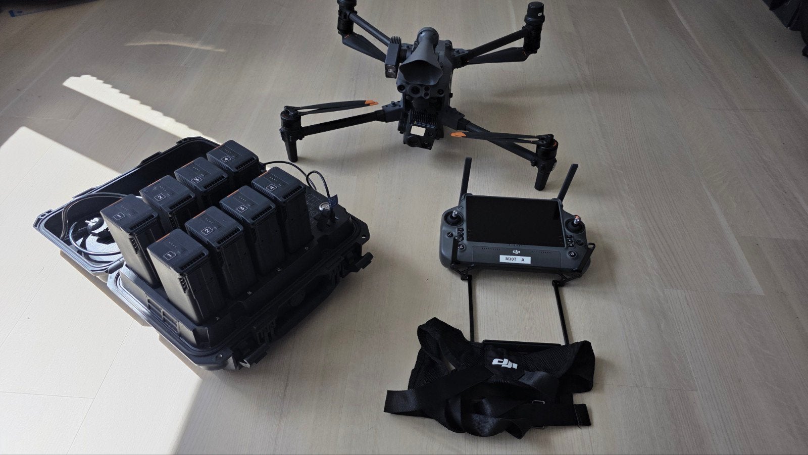 DJI Matrice 30T incl CZI LP12 searchlight/speaker., Ophalen, Gebruikt, DJI, Professionele drone