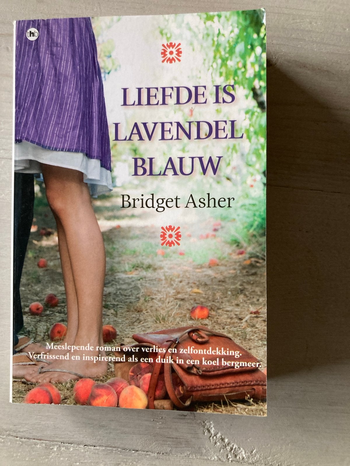Liefde is Lavendelblauw - Bridget Asher (Roman), Ophalen of Verzenden, Zo goed als nieuw, Nederland