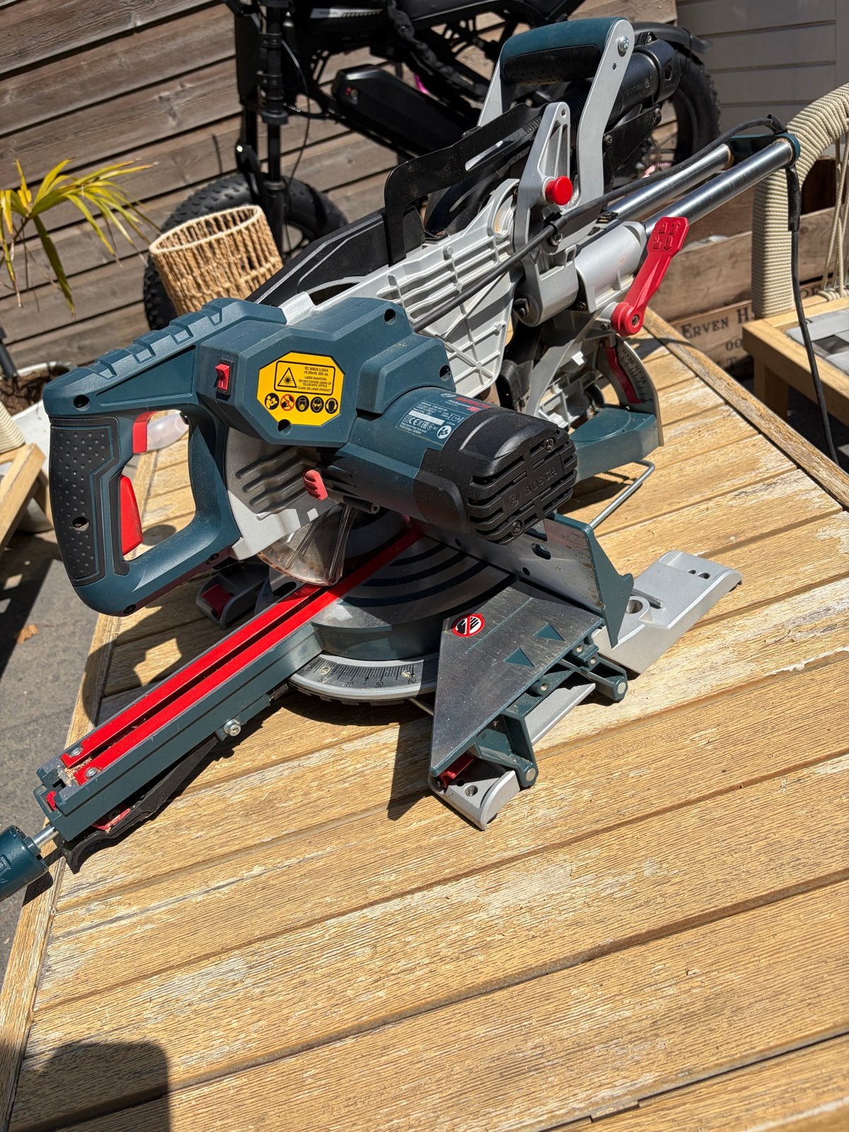 Bosch GCM 8 SJL Afkortzaag - Nieuw zaagblad nodig, Doe-het-zelf en Verbouw, Gereedschap | Zaagmachines, Ophalen, Gebruikt, 70 mm of meer