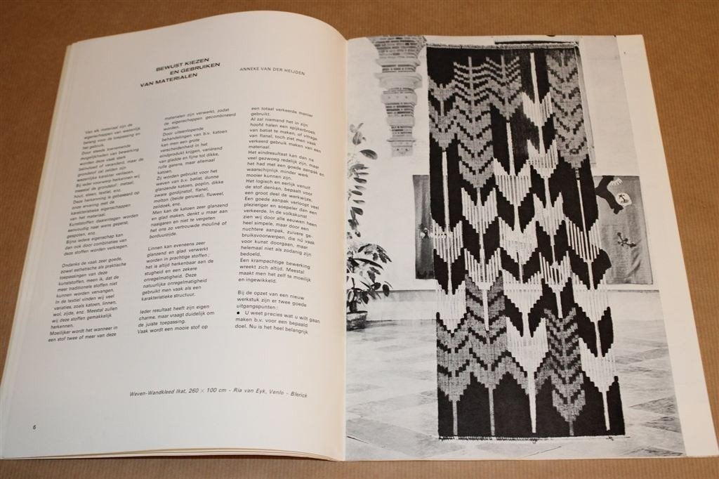 Bij Voorbeeld — Tijdschrift voor Creatief Handwerk [1968], Ophalen of Verzenden, Gelezen, Overige onderwerpen