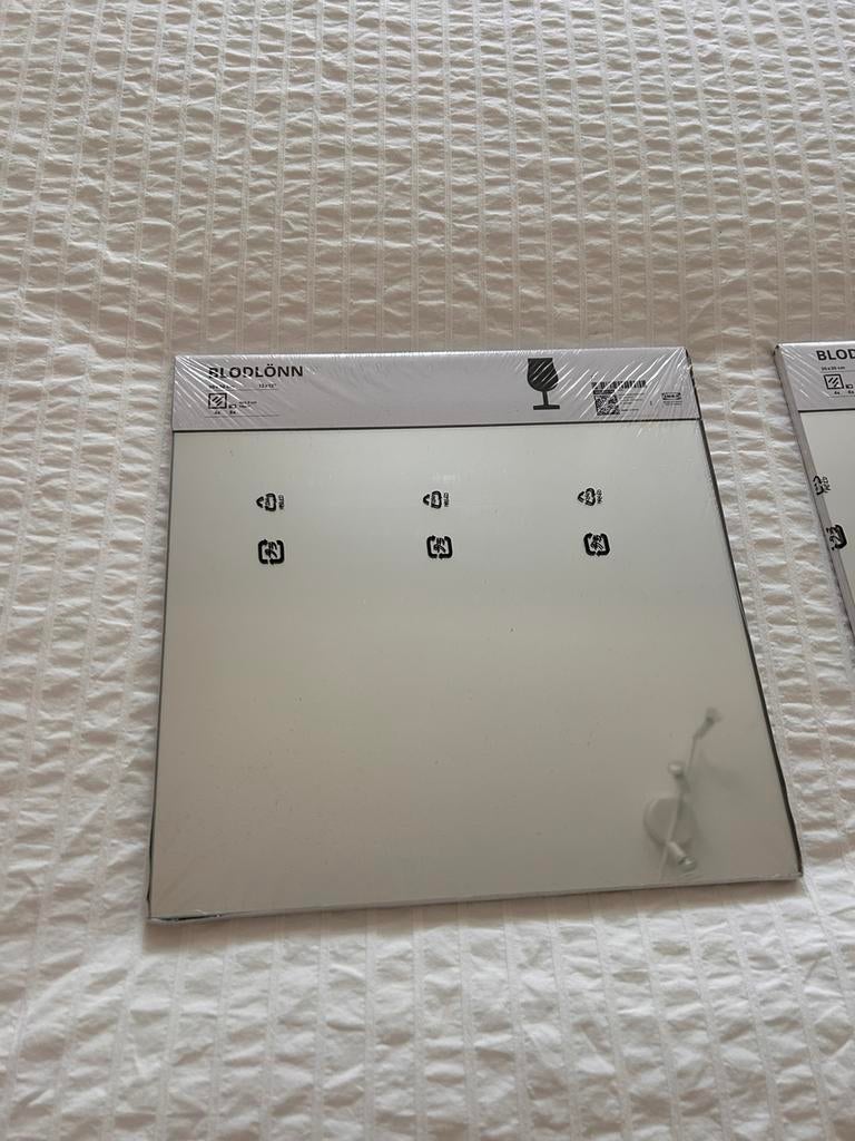 IKEA BLODLÖNN spiegels – set (nieuw in verpakking), Ophalen, Zo goed als nieuw