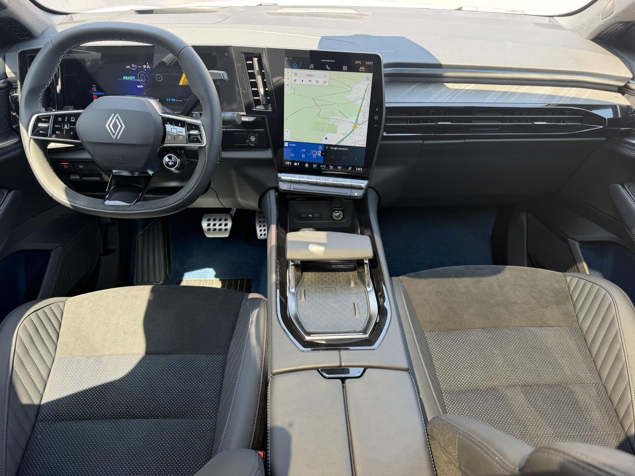 Renault Rafale E-Tech 4x4 plug-in hybrid 300 esprit Alpine /, Auto's, Renault, Automaat, Gebruikt, 1199 cc, 167 km/l