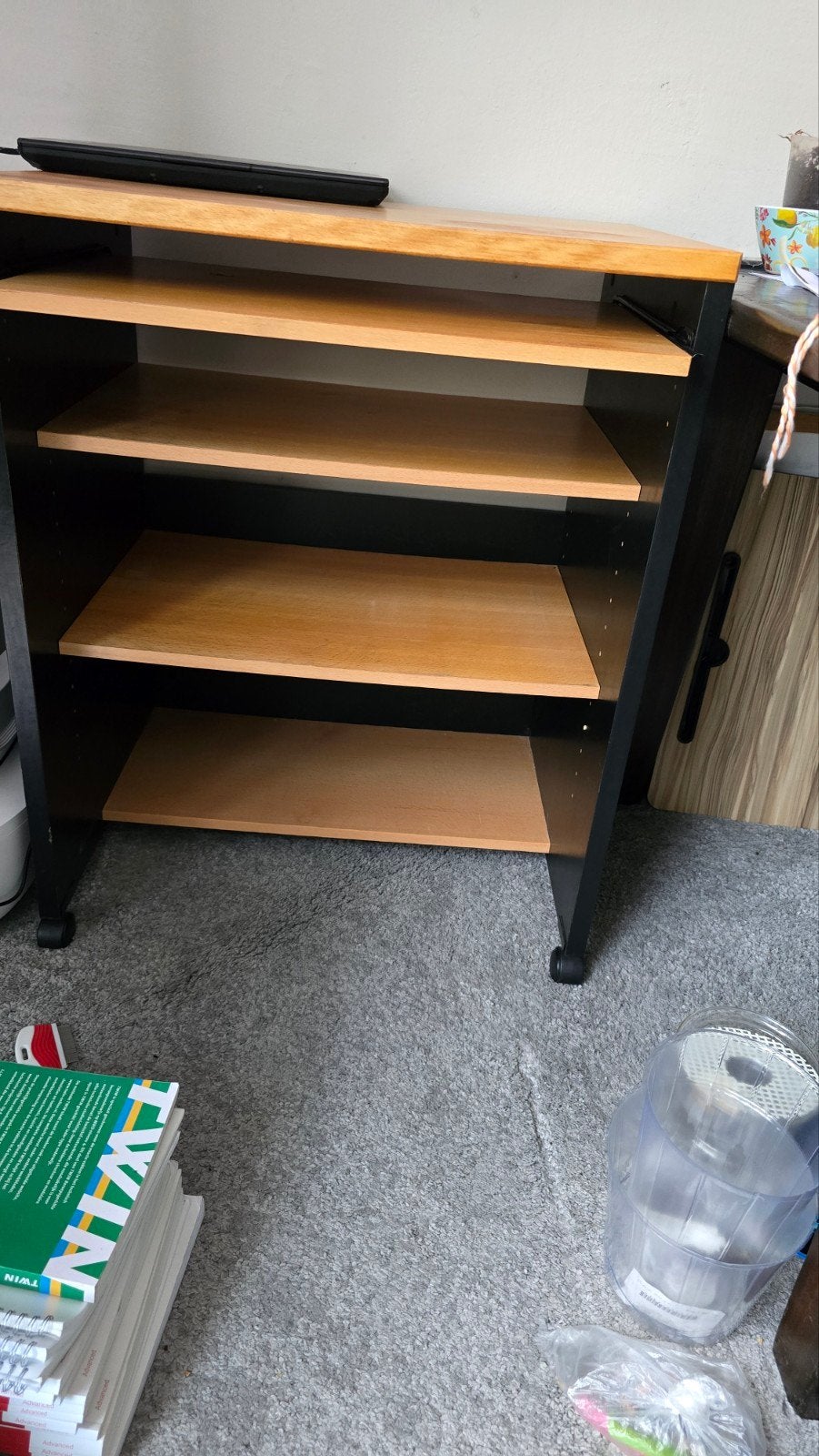 Bureau, of computerbureau
Computerbureau, Ophalen, 70 tot 120 cm