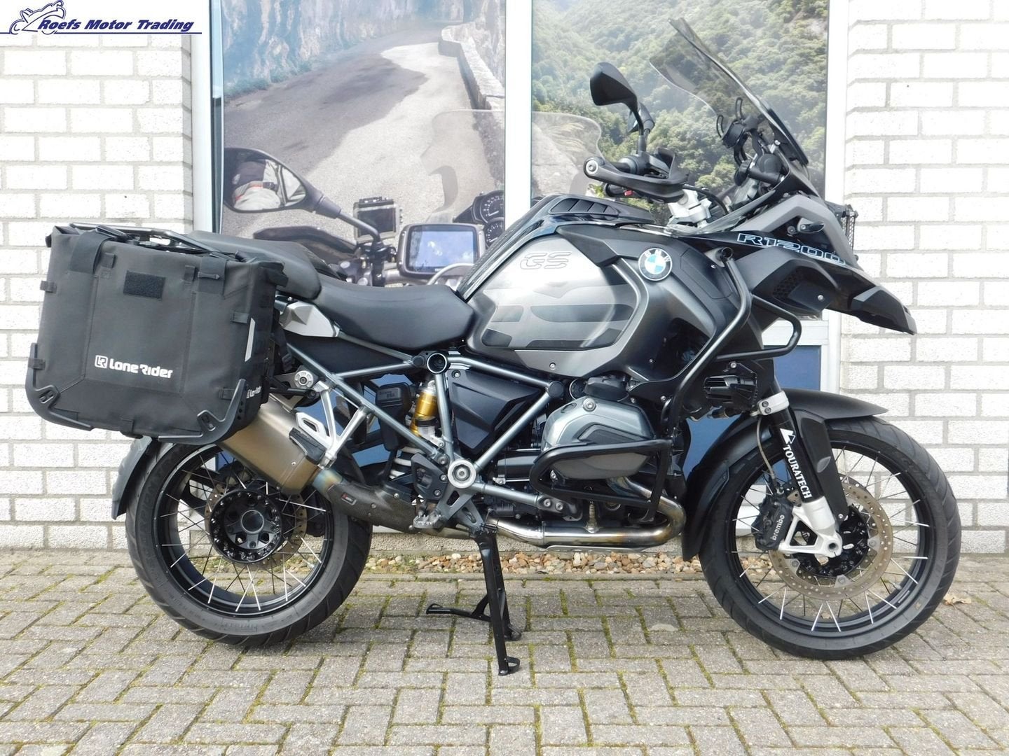 BMW R 1200 GS ADVENTURE TRIPLE BLACK, Akrapovic demper, Motoren, 2 cilinders, Motorrijbewijs A, Bedrijf, Meer dan 35 kW