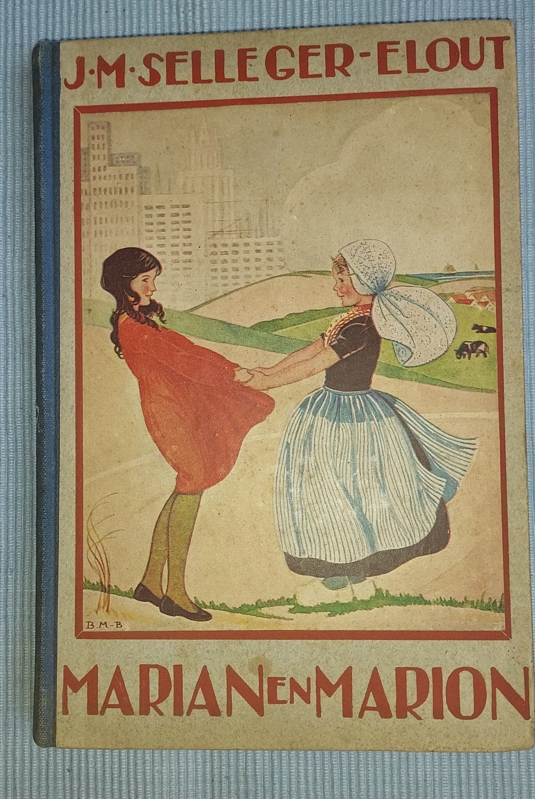 Antiek jeugdboek: Marian en Marion (2de druk) –, Boeken, Ophalen of Verzenden, Gelezen, J.m. sellegers