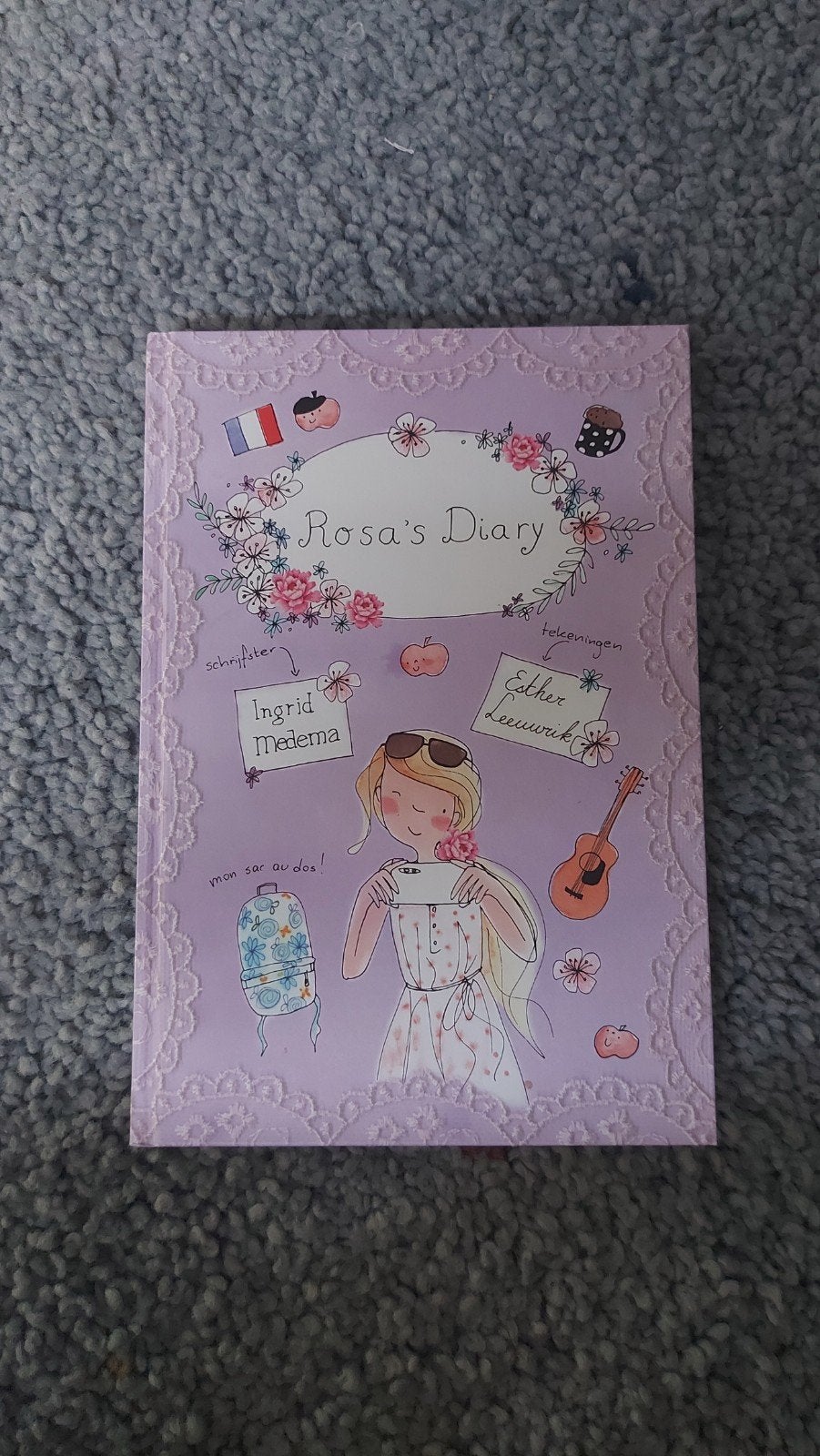Rosa's Diary - Ingrid Medema & Esther Leeuwrik, Ophalen of Verzenden, Zo goed als nieuw, Ingrid Medema & Esther Leeuwrik, Fictie