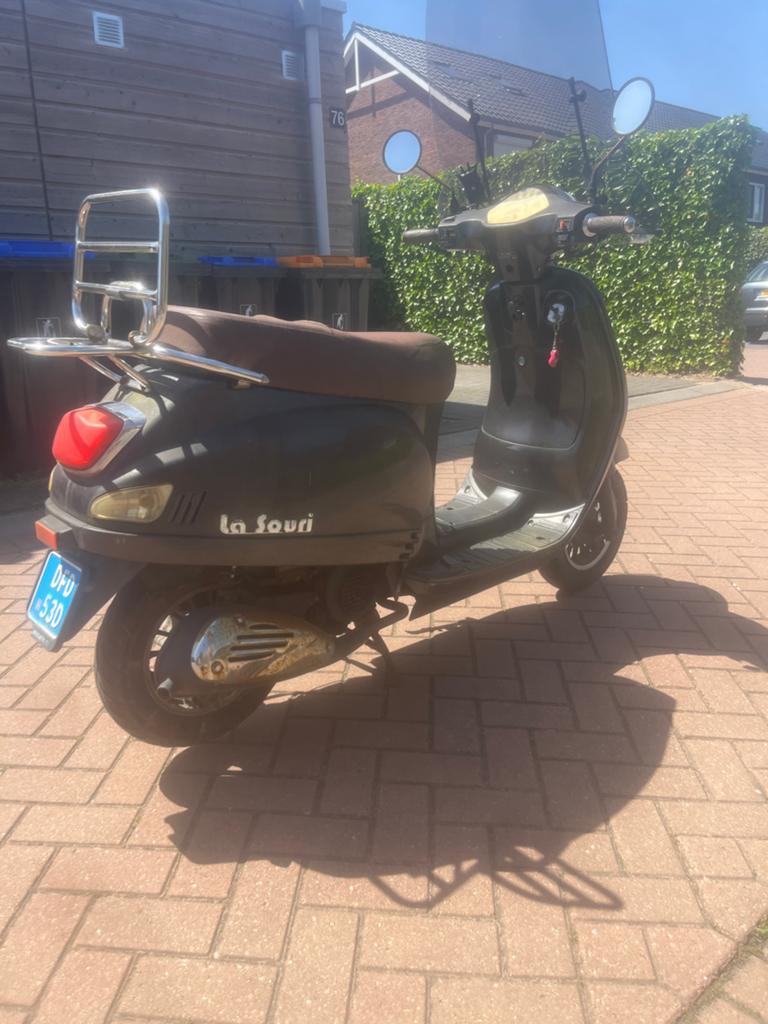 La Souris scooter - Zwart met bruin zadel, Ophalen, Gebruikt, Benzine, Overige merken