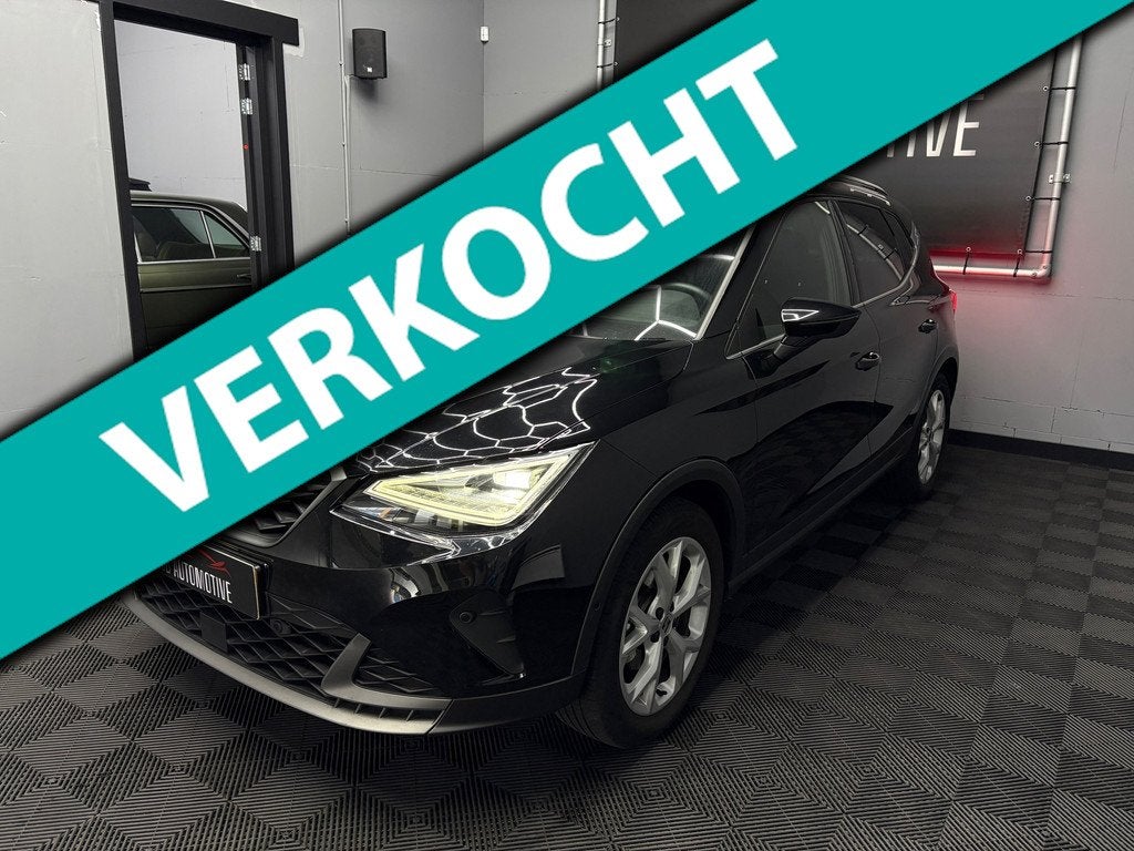 Seat Arona 1.0 TSI FR Business Connect, Stof, Gebruikt, 610 kg, Zwart