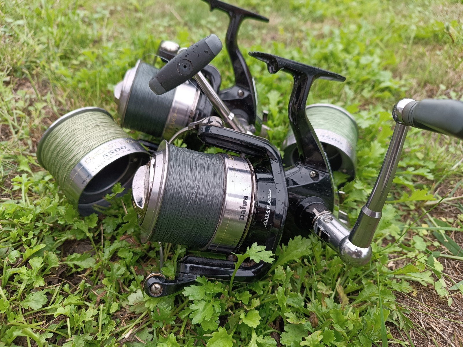 Daiwa Emcast Evo 5500 Molens (2 stuks), Ophalen, Gebruikt, Molen