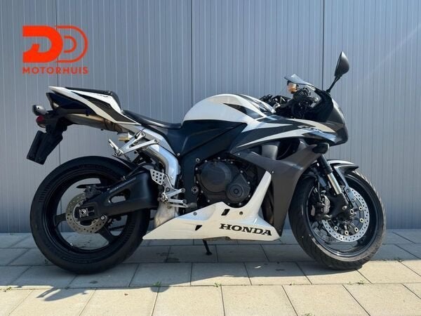 Honda CBR 600 RR | 1e Eigenaar, Motoren, 4 cilinders, Motorrijbewijs A, Super Sport, Meer dan 35 kW