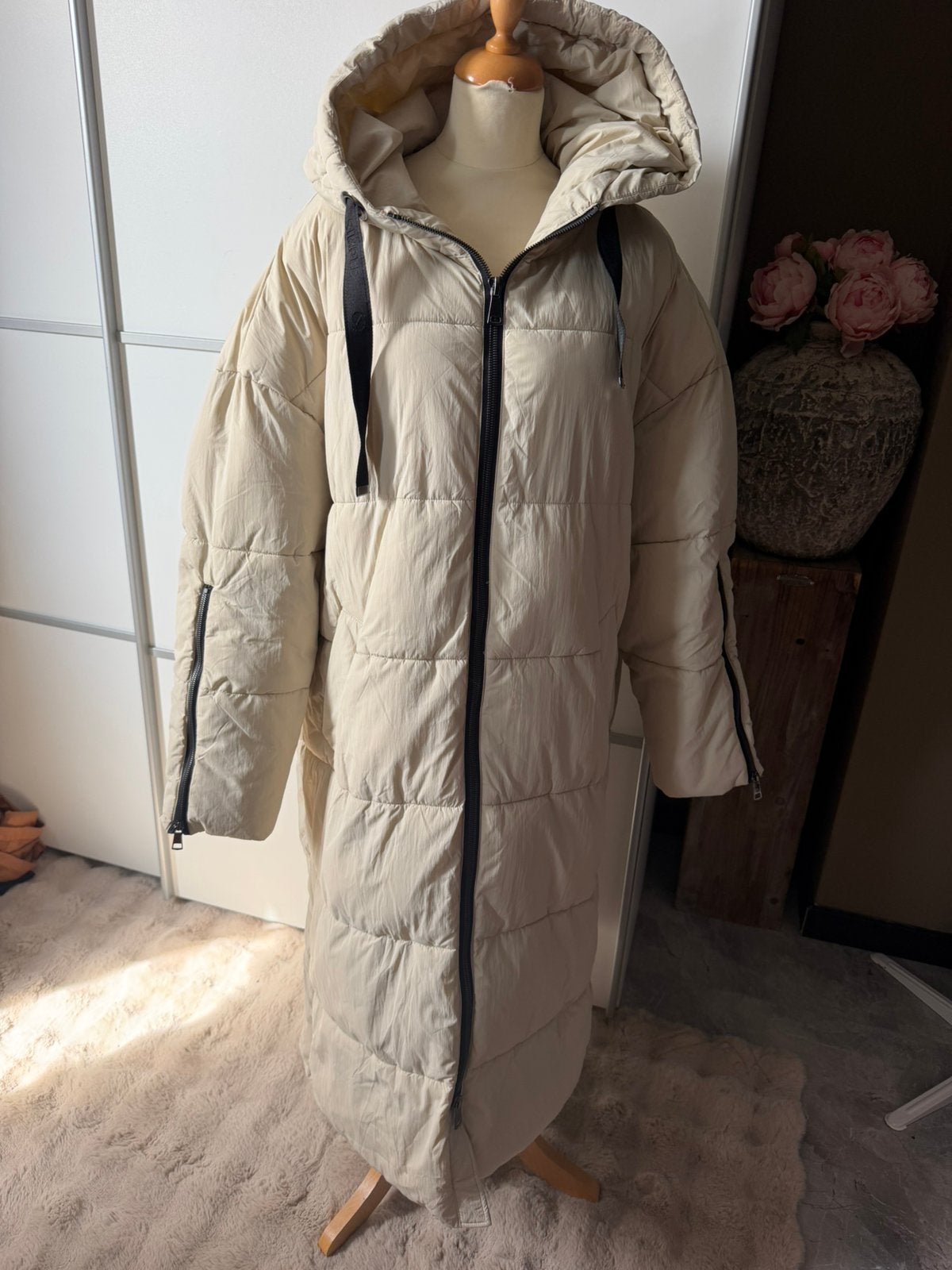 Simple lange dames jas, Kleding | Dames, Jassen | Winter, Ophalen, Zo goed als nieuw, Maat 46/48 (XL) of groter, Zwart
