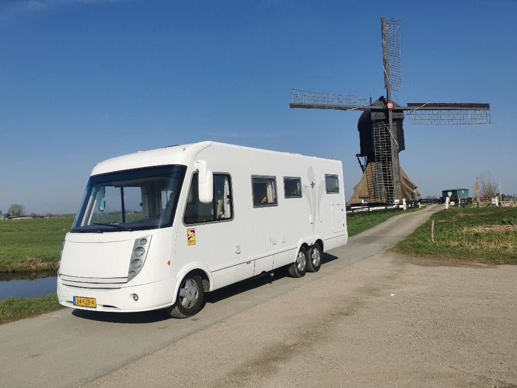 NiesmanArto 74L Tandemasser 180pk Luchtvering Lithium, Integraal, Chemisch toilet, Niesmann+Bischoff, Fiat