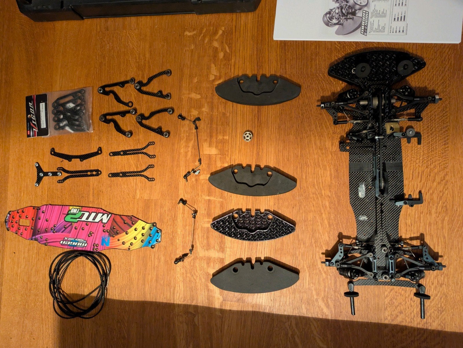 mugen seiki mtc2 FWD 1:10 touring car heel veel spare parts., Hobby en Vrije tijd, Elektro, Ophalen of Verzenden, Zo goed als nieuw