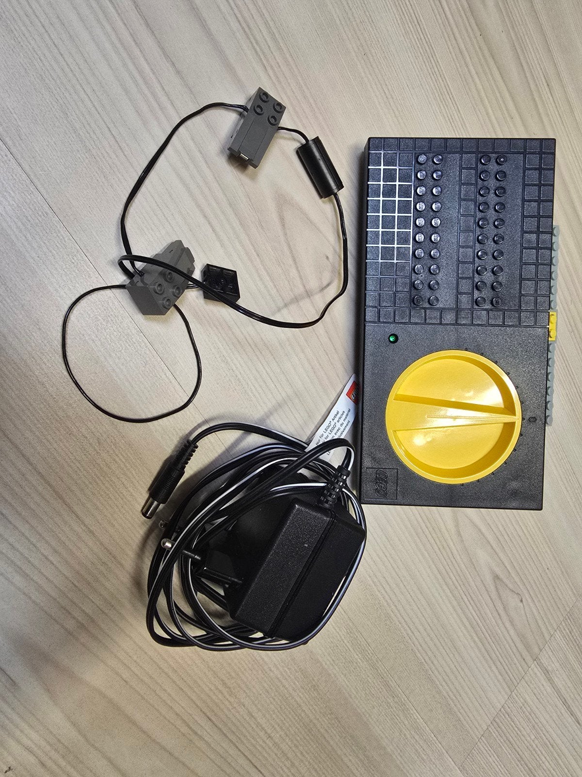Lego 4548 9V Snelheidsregelaar met Adapter, Ophalen of Verzenden, Zo goed als nieuw, Accessoire, Lego