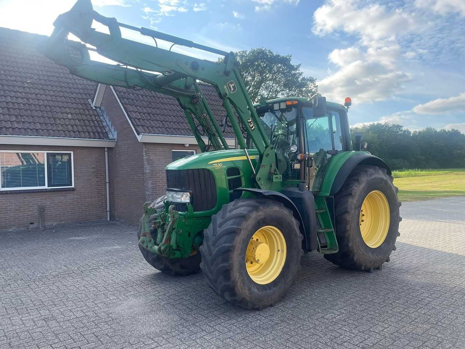 2010 John Deere 7530 Premium Vierwielaangedreven landbouwtra, Gebruikt, John Deere