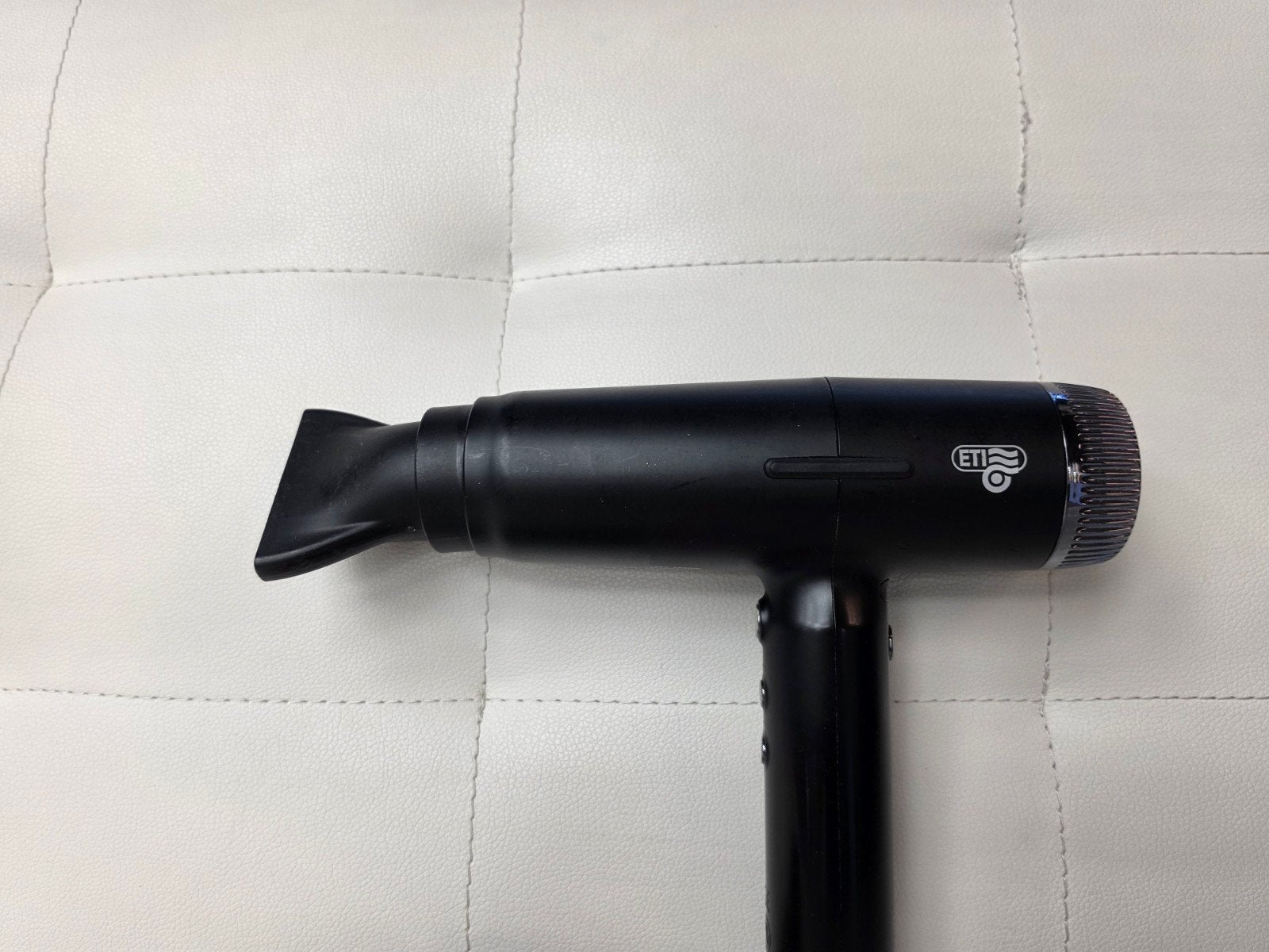 ETI Maestro Professionele Föhn 2000W - Brushless, Lichtgewic, Ophalen of Verzenden, Zo goed als nieuw, Haarverzorging