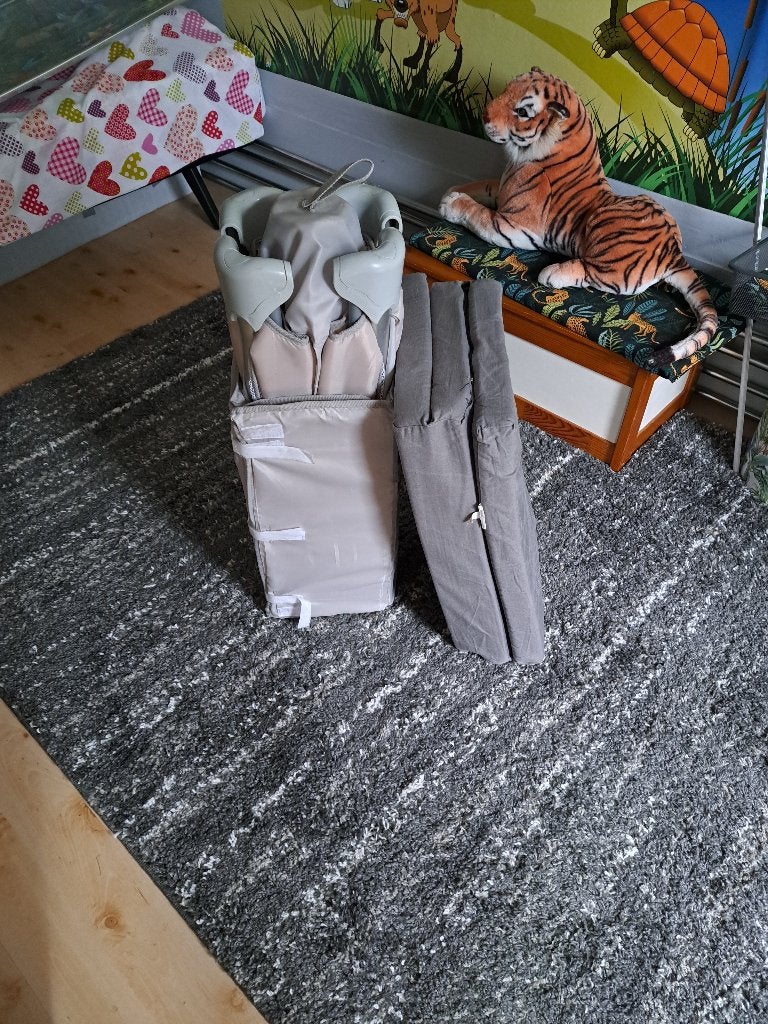 Camping bedje 120x60 met matras, Ophalen, Zo goed als nieuw, Reisbedje