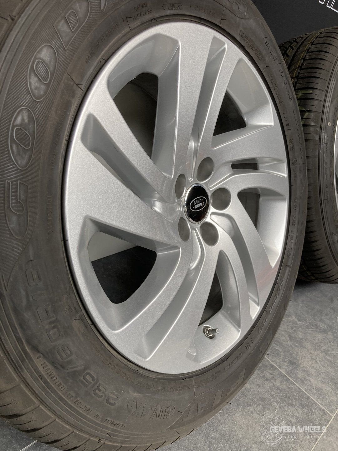 18 inch originele Range Rover Evoque demo velgen + banden, 18 inch, Gebruikt, -, -