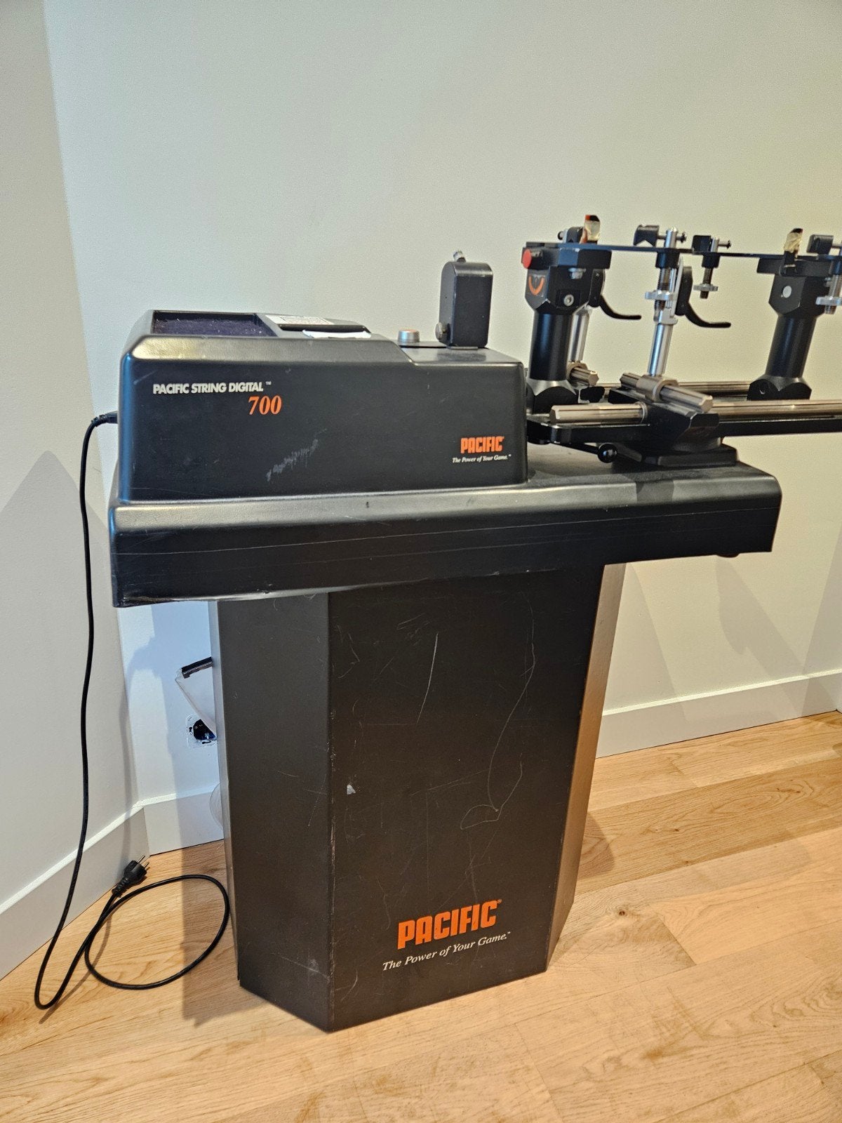 Pacific String Digital 700 Bespanmachine, Sport en Fitness, Tennis, Ophalen of Verzenden, Gebruikt, Overige typen, Overige merken