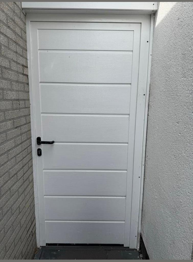 Witte kunststof buitendeur, Doe-het-zelf en Verbouw, Kunststof, Gebruikt, 80 tot 100 cm, Ophalen of Verzenden