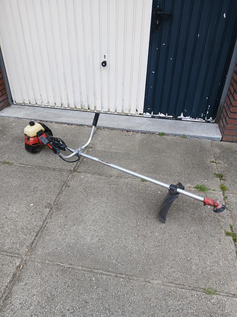 Robin Bosmaaier NB411, Tuin en Terras, Ophalen, Benzine, Gebruikt, Robin