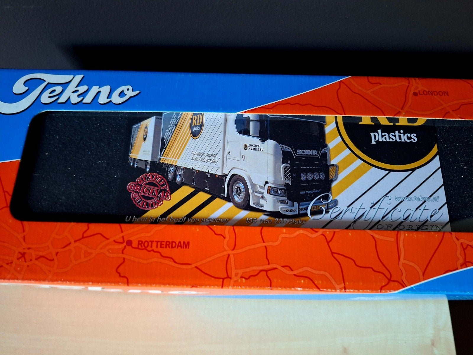 Dijkstra plastics b.v. Haaksbergen, Ophalen of Verzenden, Nieuw, Bus of Vrachtwagen, Tekno