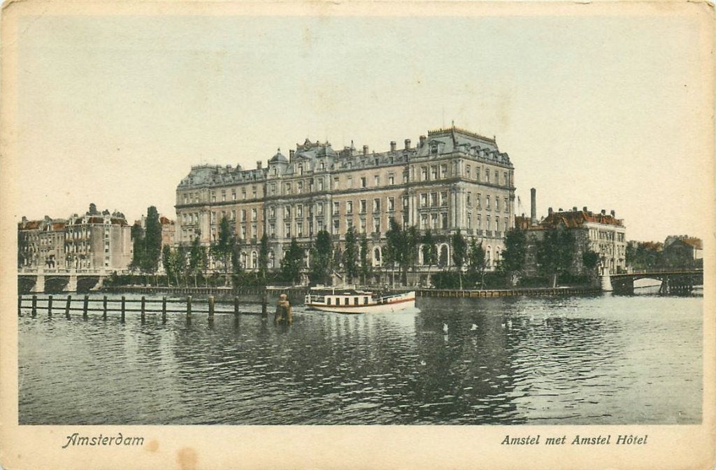 701-208-049 Amsterdam Amstel met Amstel Hotel, Verzamelen, Verzenden, Voor 1920, Noord-Holland