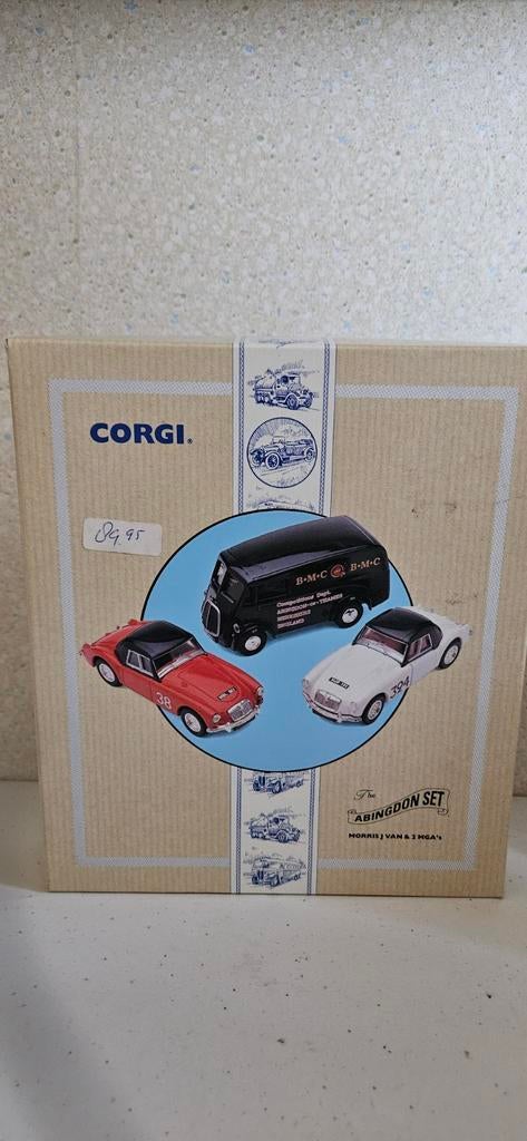 Corgi The Abingdon Set, Hobby en Vrije tijd, Modelauto's | 1:43, Ophalen of Verzenden, Zo goed als nieuw, Auto, Overige merken