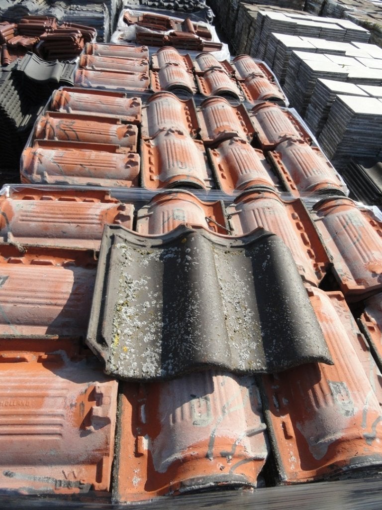 4000 stuks WD&S dakpannen bruin geëngobeerd., Ophalen, Overige materialen, Woerden, Gebruikt