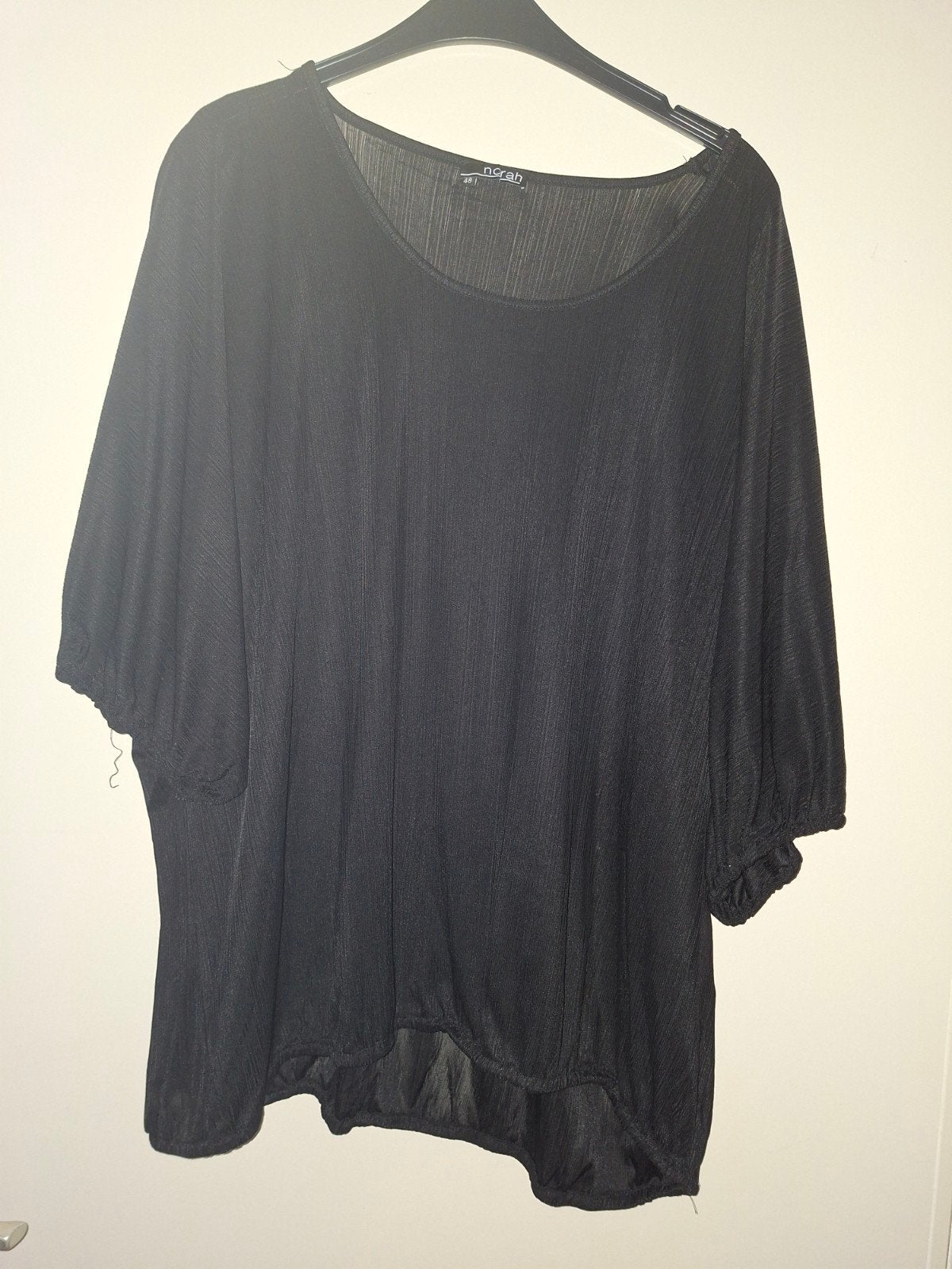 Norah Zwarte Blouse Maat 48 (valt ruim), Kleding | Dames, T-shirts, Verzenden, Zwart, Maat 46/48 (XL) of groter, Gedragen