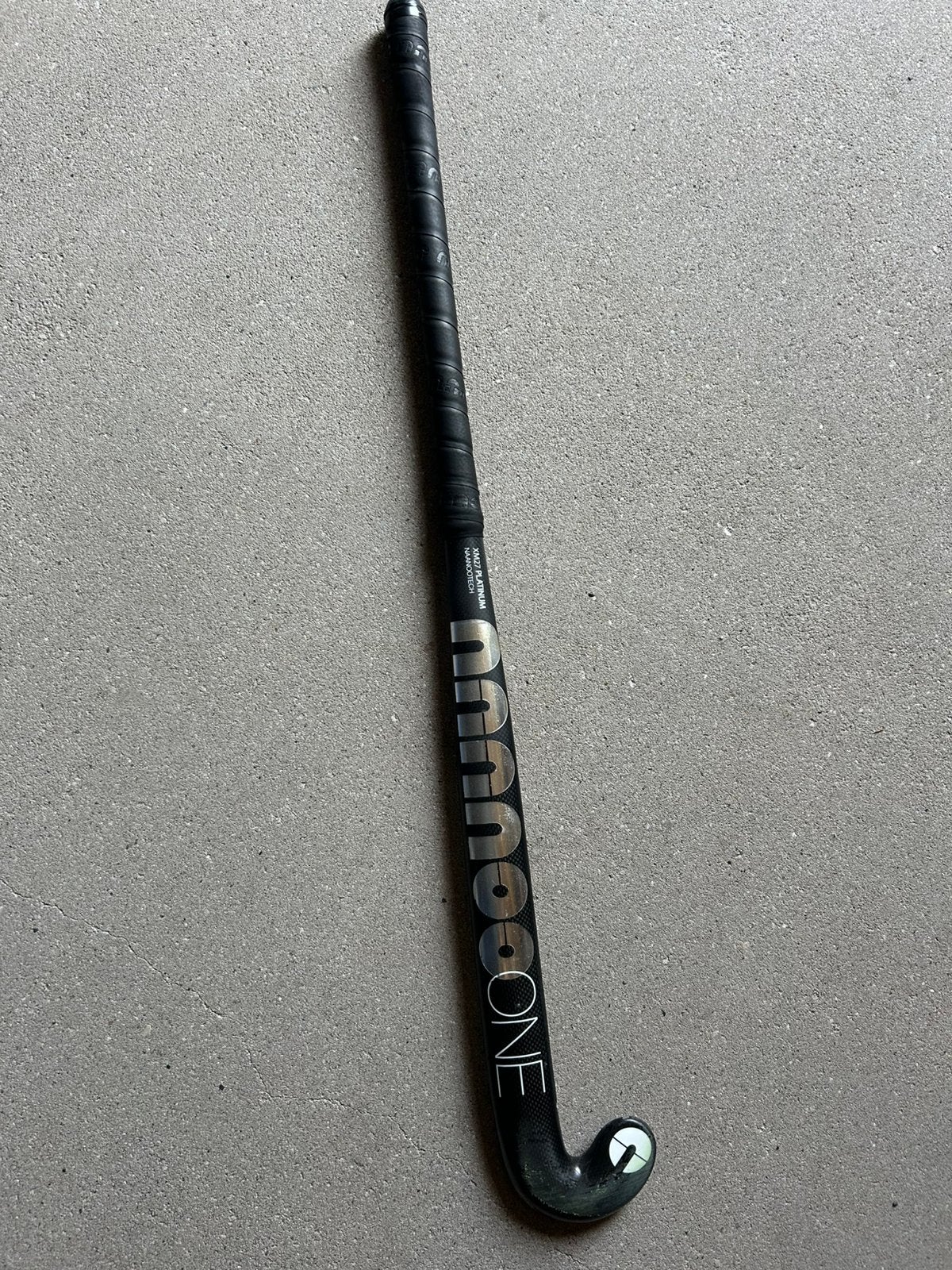 Hockeystick Naanoo XM27 (pro) extreme carbon 37.5 inch, Sport en Fitness, Ophalen, Zo goed als nieuw, Stick