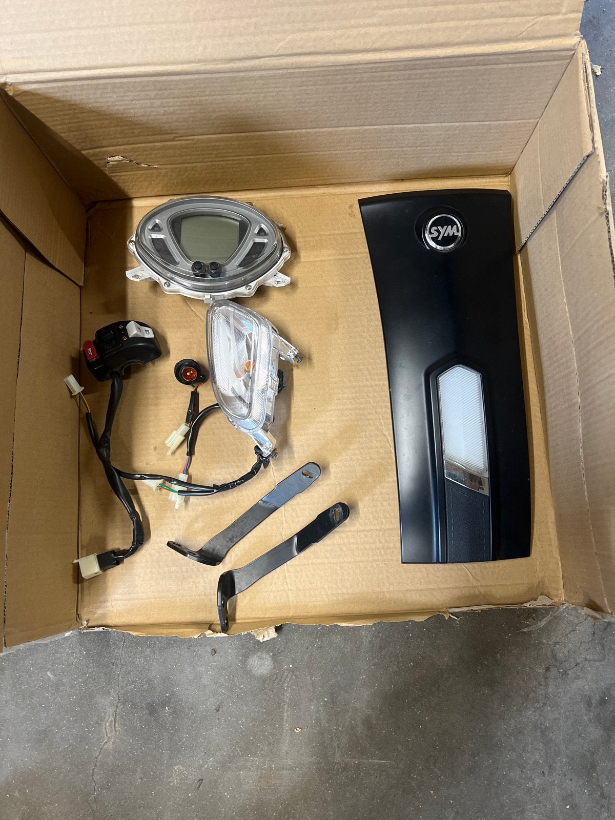 SYM Scooter Onderdelen: Teller, Koplamp, Kappen, Ophalen, Gebruikt, Overige typen, SYM