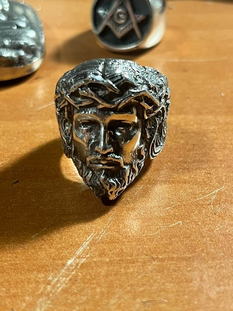 Zware Jezus van Nazareth ring uit 835 zilver, Sieraden, Tassen en Uiterlijk, Ringen, 19 tot 20, Nieuw, Ophalen of Verzenden, Dame of Heer