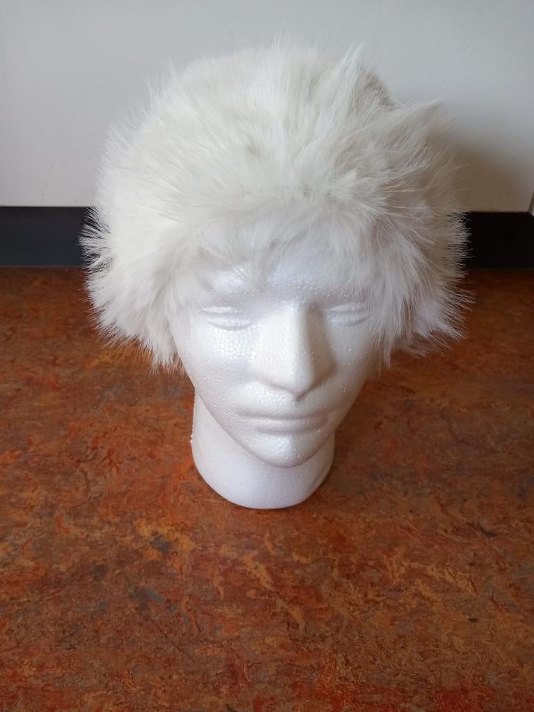 Luxe Witte Nepbont Wintermuts met Oorkleppen, Hoed, Nieuw, Onbekend, One size fits all