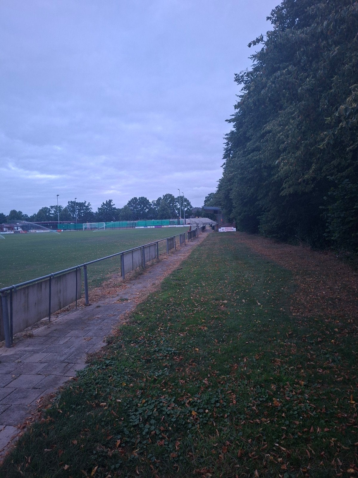 100 meter omheining van metalen buizen en koppelstukken, Ophalen of Verzenden, Gebruikt