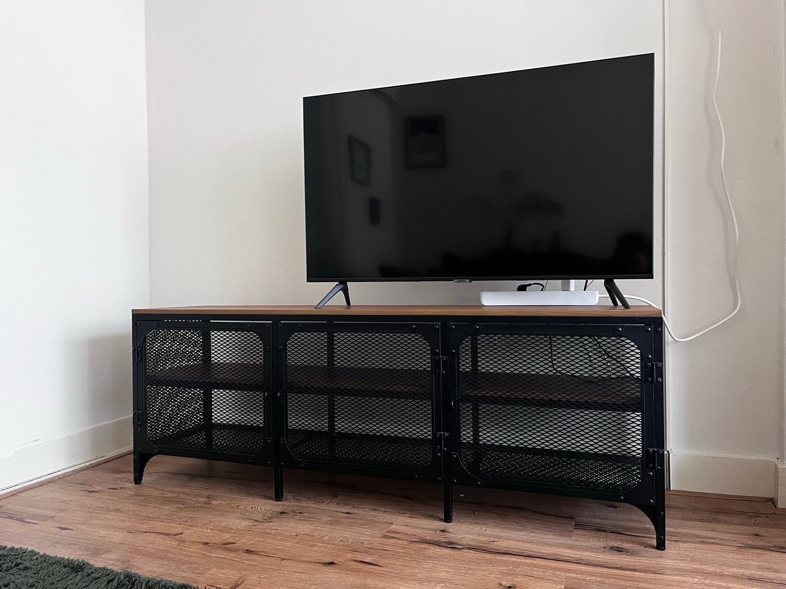 IKEA FJÄLLBO TV-meubel, zwart, 150x36x54 cm, Ophalen, 100 tot 150 cm, Zo goed als nieuw, Minder dan 100 cm