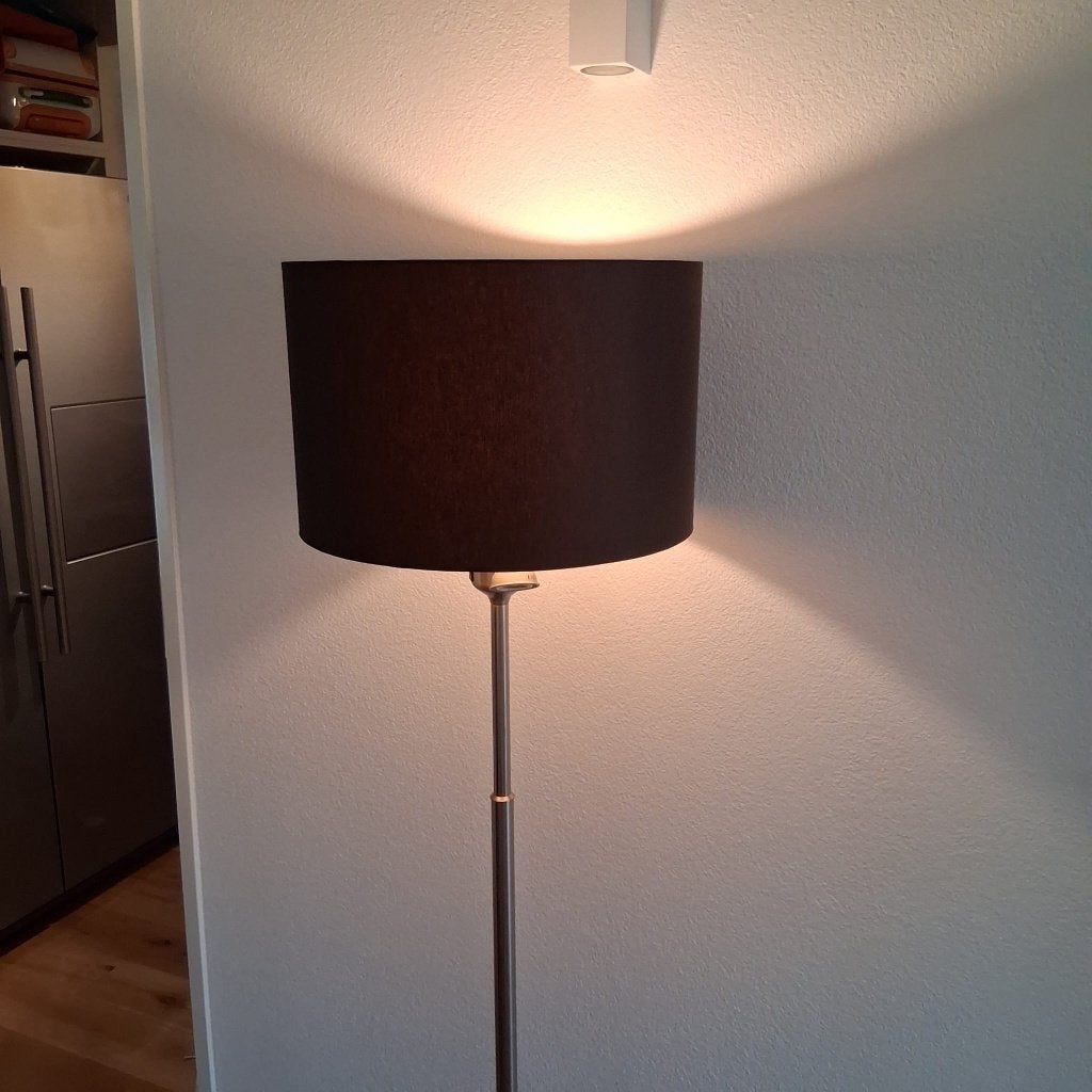 Mooie staande lamp. RVS/zwarte kap, Zwart, Ophalen of Verzenden, Zo goed als nieuw, Metaal