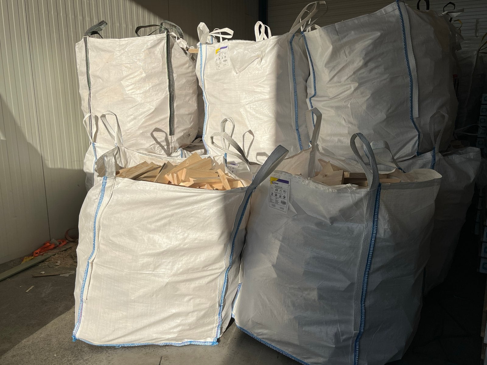 10 Bigbags brandhout haardhout, 3 tot 6 m³, Ophalen, Overige houtsoorten, Blokken