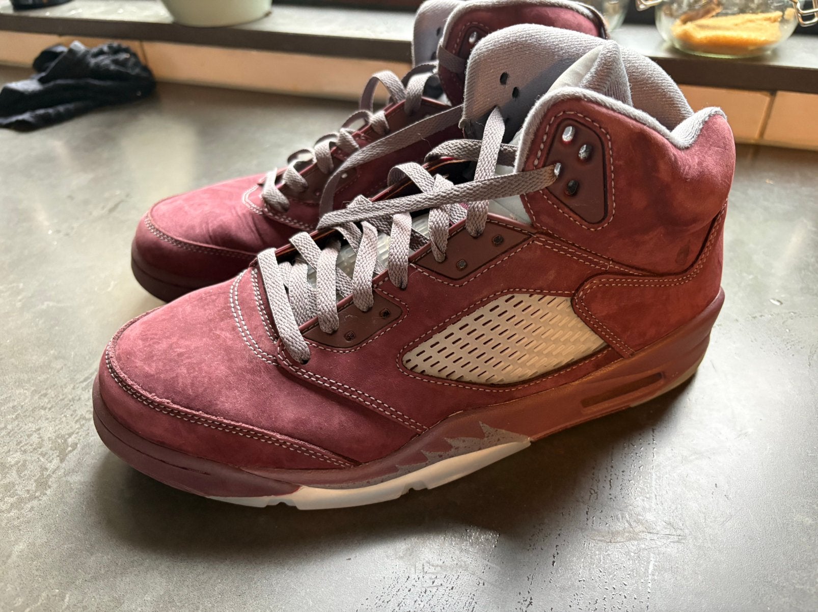 Air Jordan maat 44, Ophalen, Overige kleuren, Sneakers of Gympen, Zo goed als nieuw