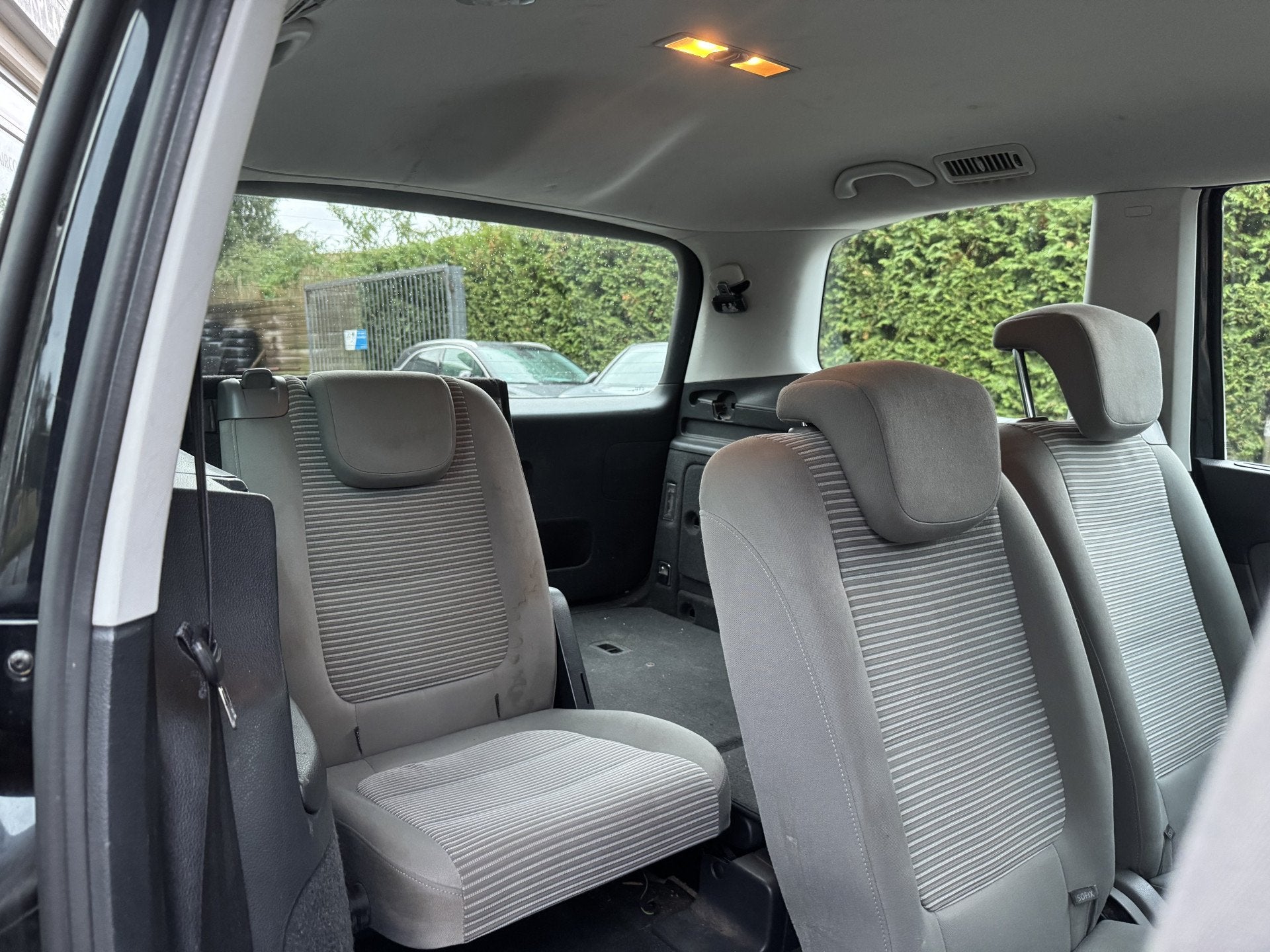 SEAT Alhambra 2.0 TDi 140pk Style 7p. DSG EU export price 3., Auto's, Euro 5, Gebruikt, Beige, 4 cilinders