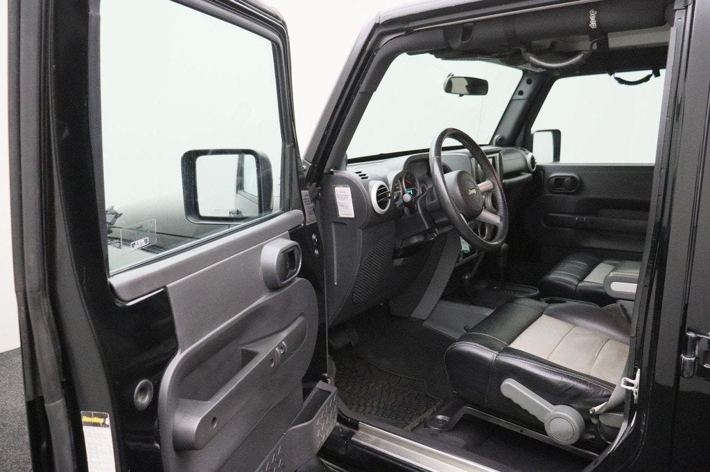 Jeep Wrangler Unlimited 2.8 CRD Sport 2010 Youngtimer | Soft, Auto's, Automaat, Stof, Gebruikt, 4 cilinders