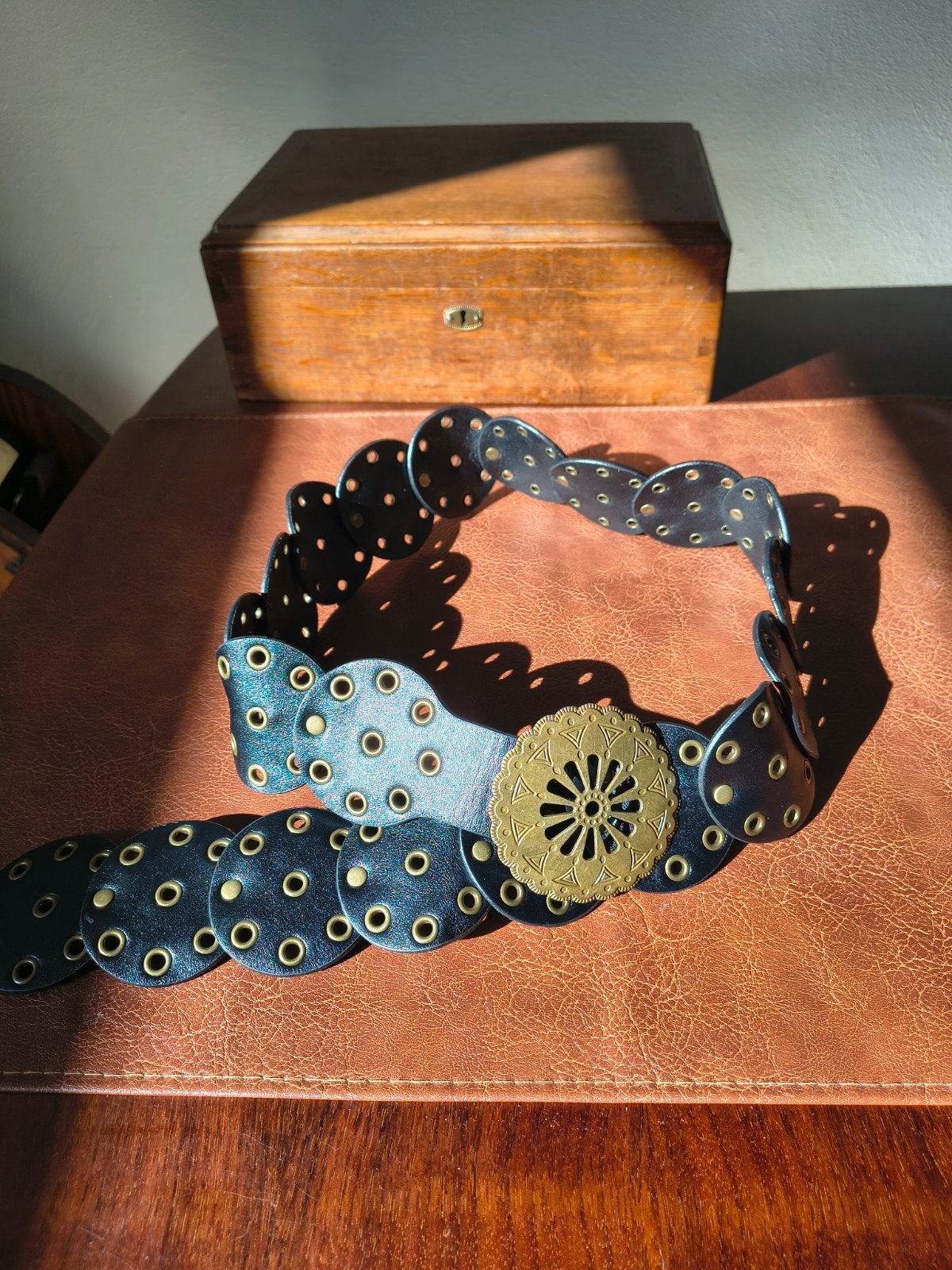 Boho Festival Riem – Kunstleer – Statement Riem – Verstelbaa, Kleding | Dames, Ophalen of Verzenden, Zo goed als nieuw, Overige kleuren