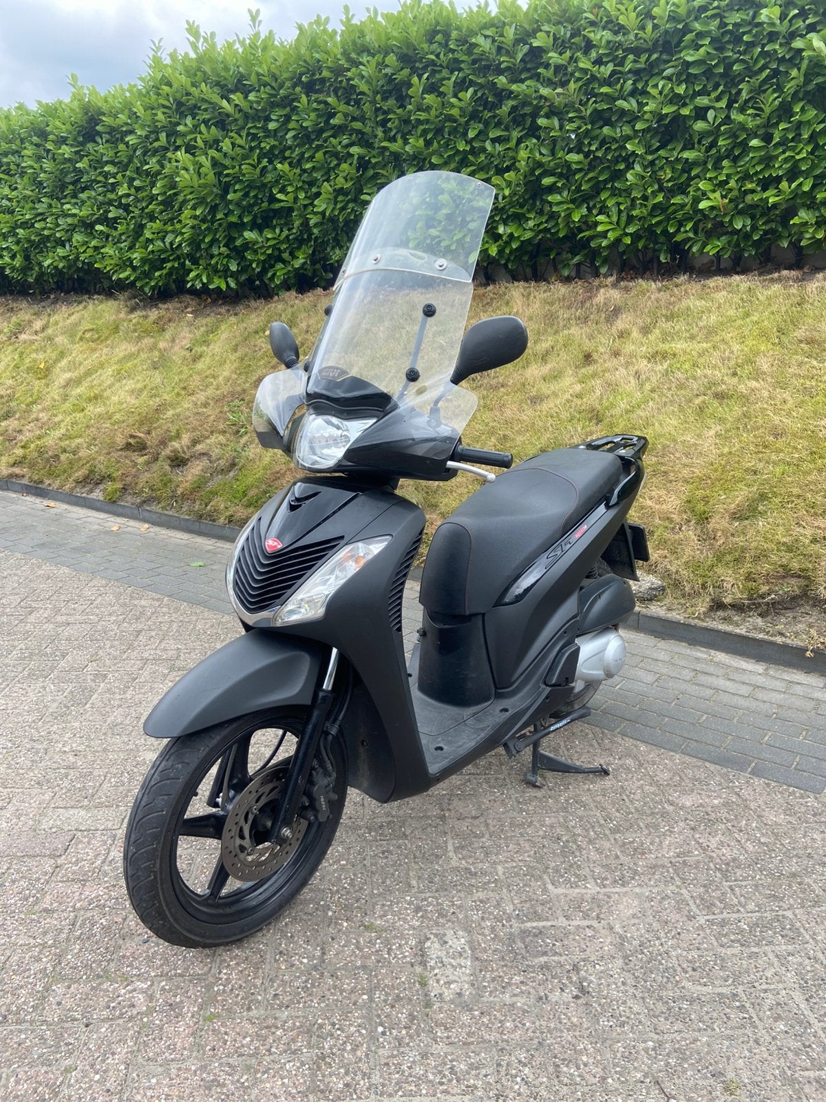 Honda SH150I Motorscooter, Motoren, Particulier, Scooter