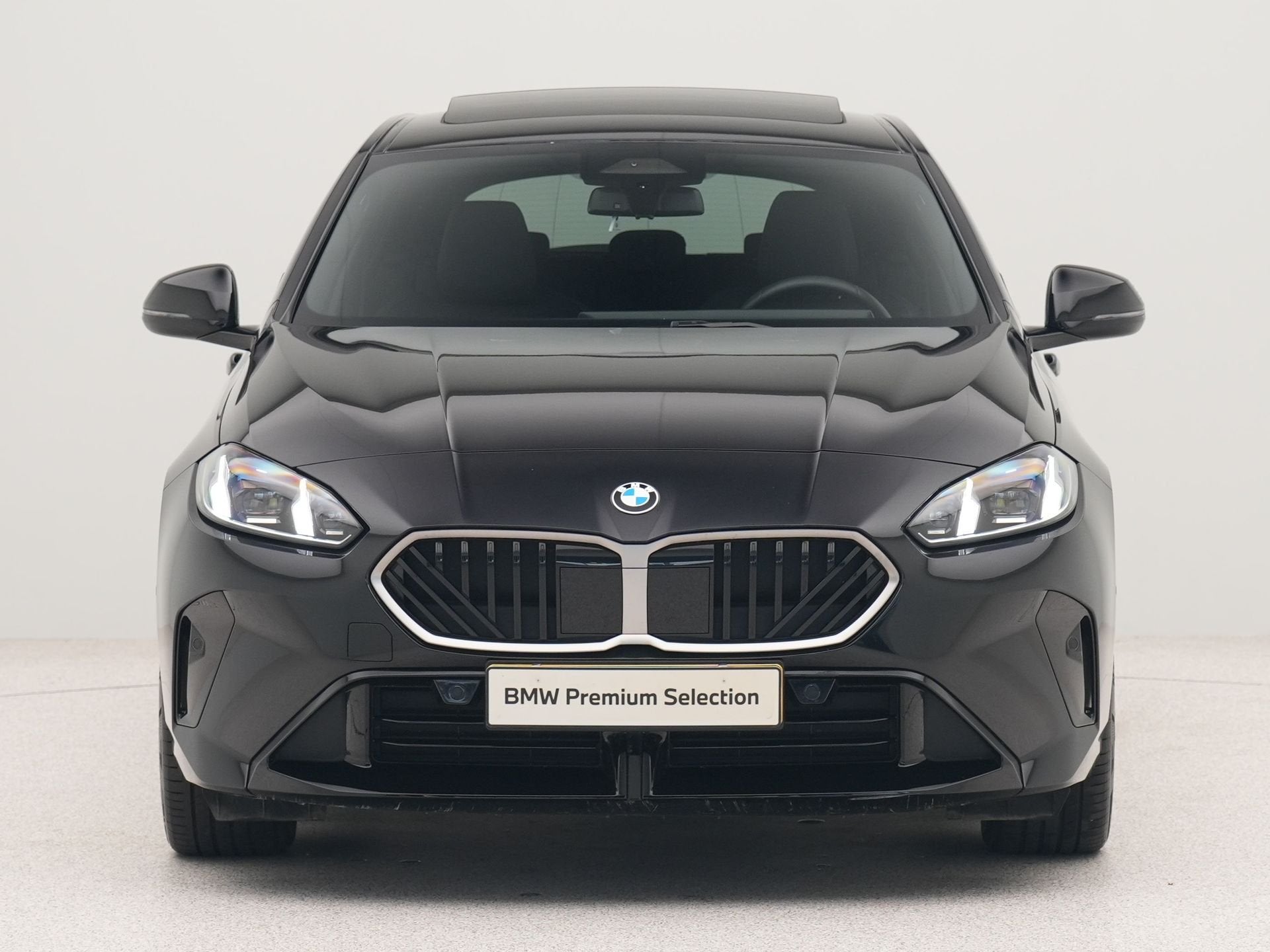 BMW 1 Serie 120 M-Sportpakket Aut. (bj 2025, automaat), 156 pk, Met garantie (alle), Zwart, Origineel Nederlands