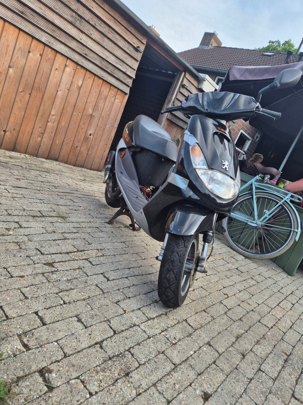 Peugeot Vivacity met benzineprobleem, Fietsen en Brommers, Brommers | Peugeot, Gebruikt, Overige modellen, Maximaal 45 km/u, Ophalen