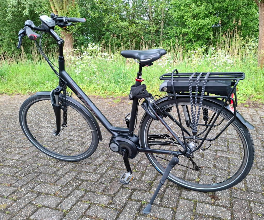 Nette mat zwarte Trek E-bike, Bosch middenmotor,57cm hoog✅️, 55 tot 59 cm, Ophalen, Gebruikt, Gazelle